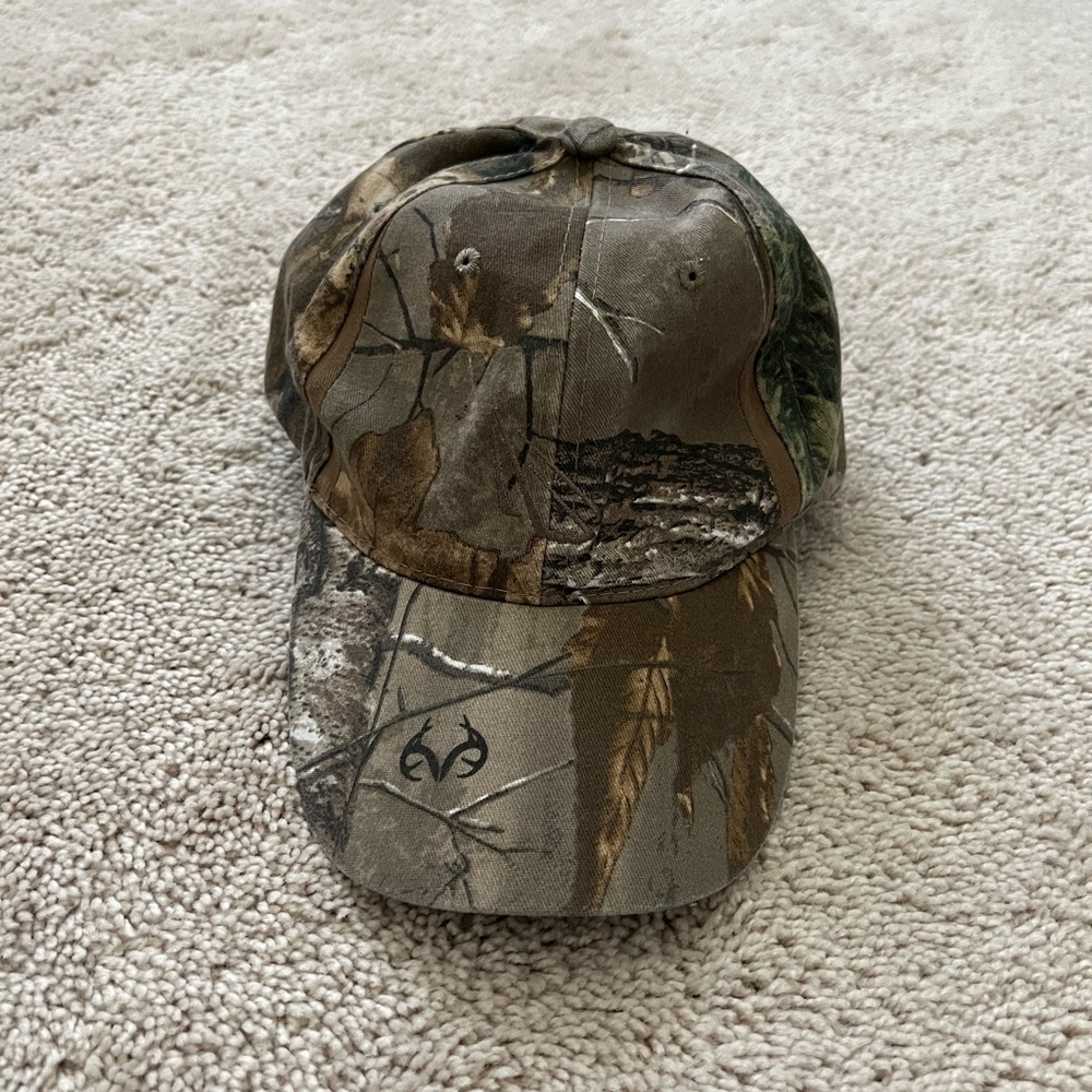 Real Tree Camouflage Baseball Cap